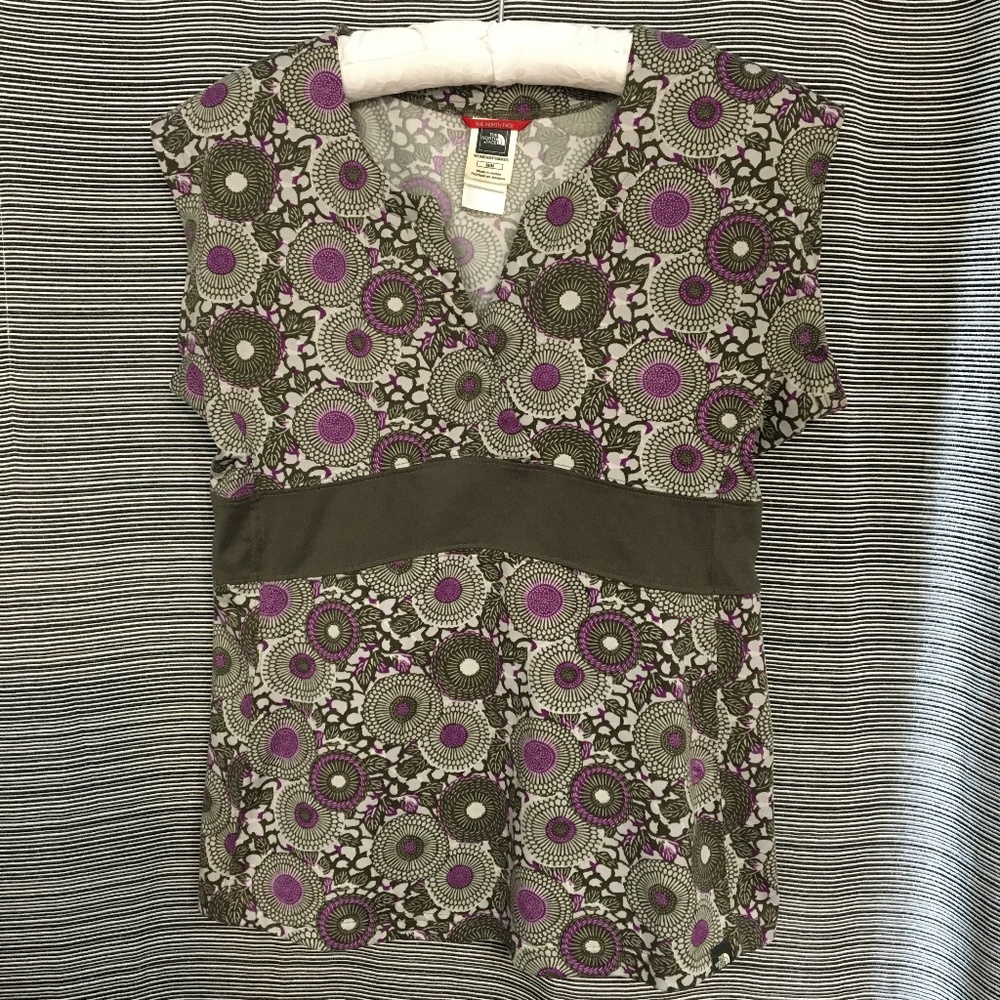 The North Face Brown & Purple Cap Sleeve Tank Top Size Medium